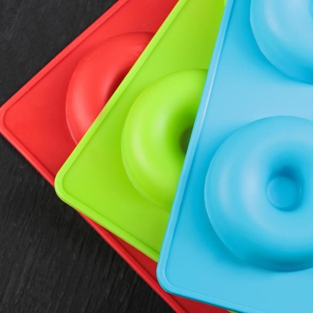 The form for baking the share of “sweets”, silicone, 29 × 17 cm, 6 cells, d = 6.8 cm, color mix-8