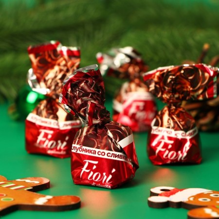 Chocolate sweets "Congratulations! With all my heart", strawberries, 90 g