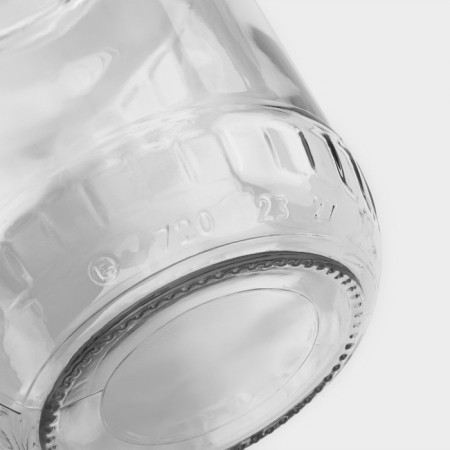 A set of glass cans with a black polymer lid, TO-82 mm, 720 ml, 4 pcs.-4
