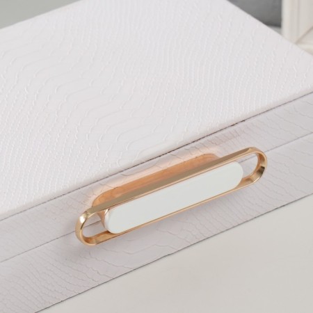 Casket wood to the leatherette "White reptile" 25x15x6.5 cm-1