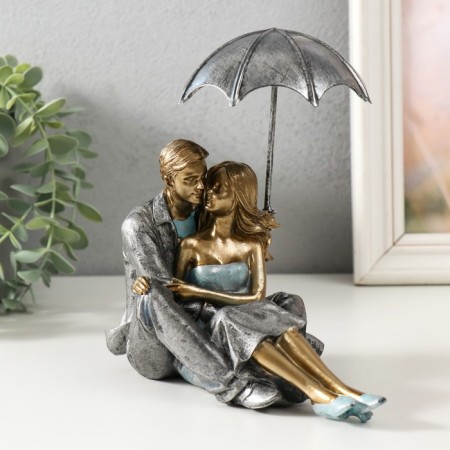 Souvenir Polystone "A couple in love under an umbrella - tenderness" Blue 18x18x10 cm