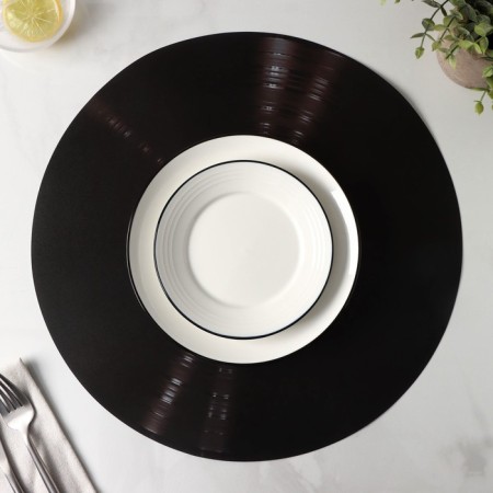Serving napkin on the table “Vinyl plate”, d = 38 cm, black color-1
