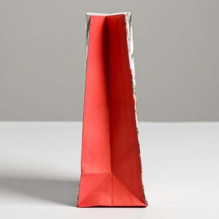 A package without handles “Happy New Year!”, 10 x 19.3 x 7 cm, New Year-4
