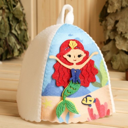 Banch hat for children with an applique of the Mermaid "Red", felt
