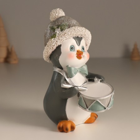 Polystone souvenir "Penguin in a hat with a spruce branch, with a drum" 9x13x17 cm-1