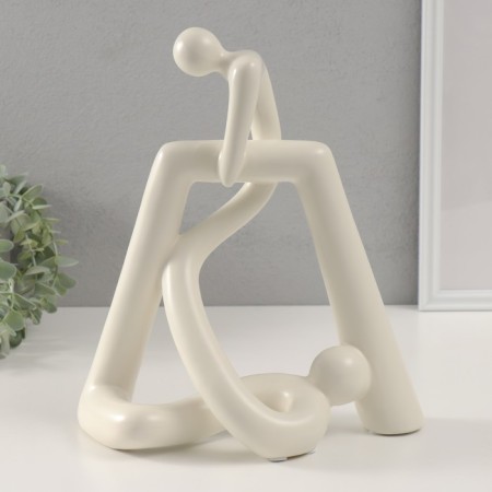 Souvenir ceramics "tied" white 10.5x26.5x31 cm