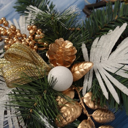 Christmas tree decoration "Openwork branch on the Christmas tree" 31x24 cm-1