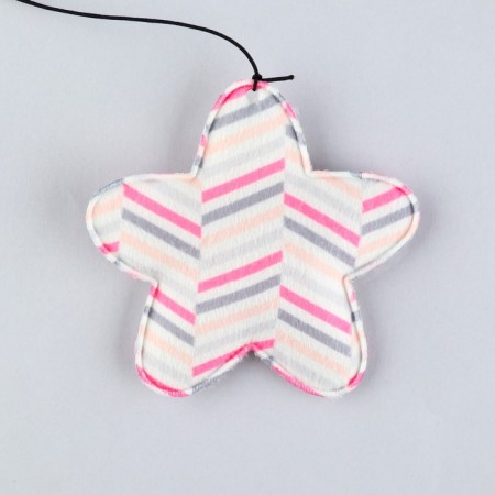 Tearing with a toy and a pint "Star", 8 cm-4