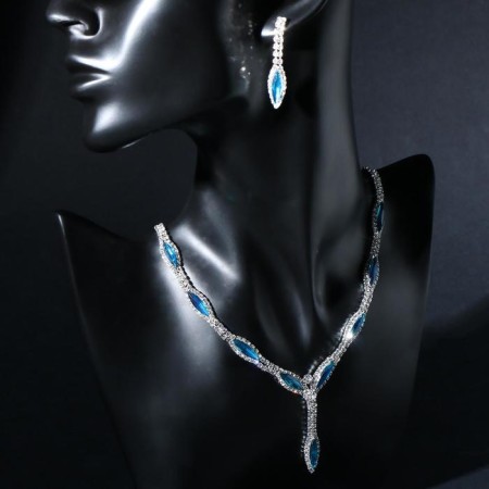 Set 2 objects: earrings, sheet of the sheetopad thin rhombus, the color is turquoise-white in silver, 45 cm