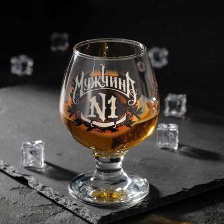 Cognac glass "Man No. 1" Wreath, 395 ml
