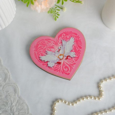 The stand for the rings "pigeons", pink, on the magnet-3