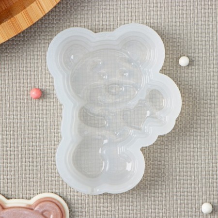 Silicone form "Bear with the heart", 7 × 5.3 cm, the color is transparent-1