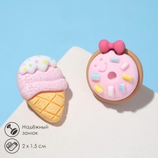 Earrings plastic 