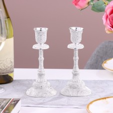 A set of 2 candlesticks, metal, 8 x 8 x 16.5 cm