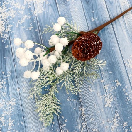 Decor "Winter Miracle" White Berries Bill 24 cm