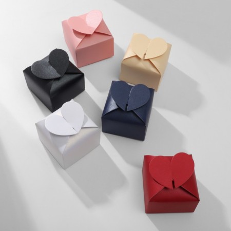 Gift box "Love" 6 × 6, color mix