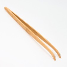 Tweezers