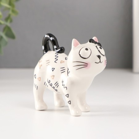 Souvenir Ceramics "A cat with a bow. Karakuli" White 9x4.4x8.3 cm-3