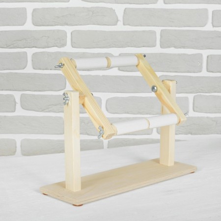 Higher-staining stalks for embroidery, 20 × 20 cm, with stand, color light wood-1