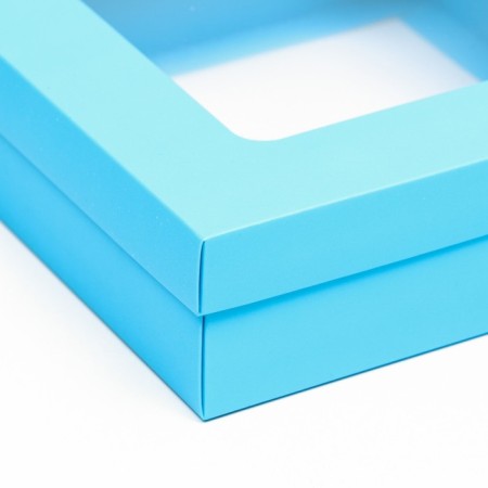 The box is folding, cover is, turquoise, with a window of 20 x 20 x 6 cm-2