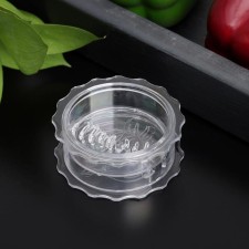 Grinker for garlic shares 