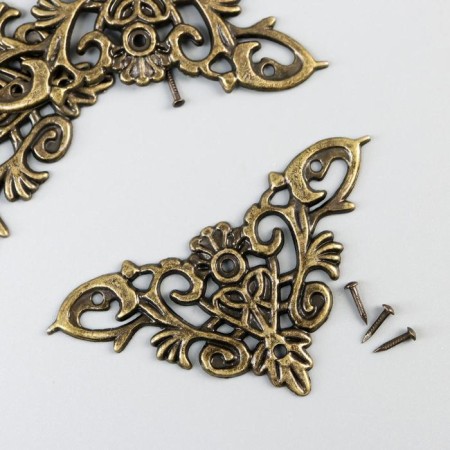 Metal corner "Patterned" bronze set 4.5x4.5 cm