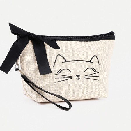 Cosmetic bag with a zipper, with a lining, beige color