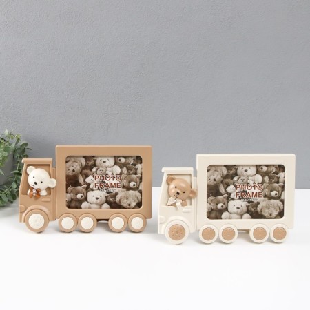 Photo frame plastic 13x18 cm "Bear in truck" MIX 29x4x19 cm
