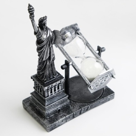 Sanding clock "Statue of Freedom", souvenir, 13 x 7 x 20.5 cm-2