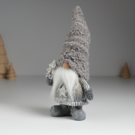Souvenir Polystone "Santa Claus in a gray knitted cap, with a white beard" Mix 8.5x5x18 cm-4
