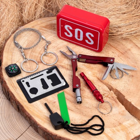 Survival set 6B1: whistle, compass, circuit, the map surviving, flint, university knife