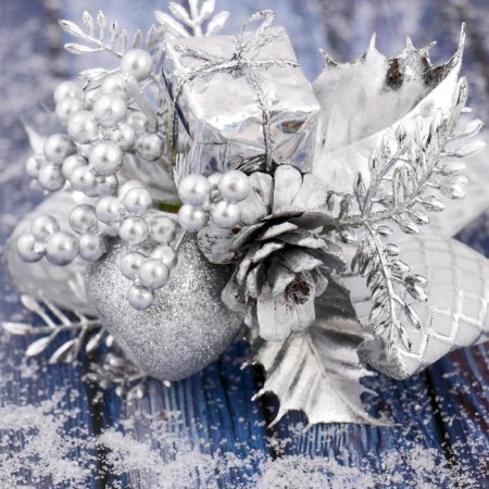 Decor "Winter Fairy Tale" bump leaves tape, 15 cm, silver-1