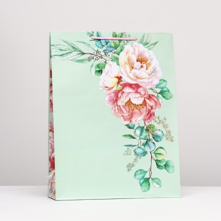 Gift package "Hanging flowers", 33 x 42.5 x 10 cm