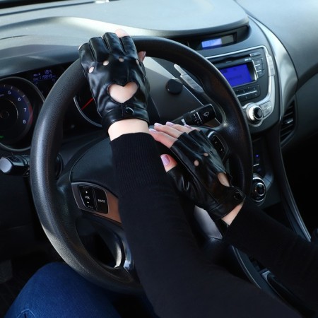 Mittens are female, dimensionless, without insulation, black color-1