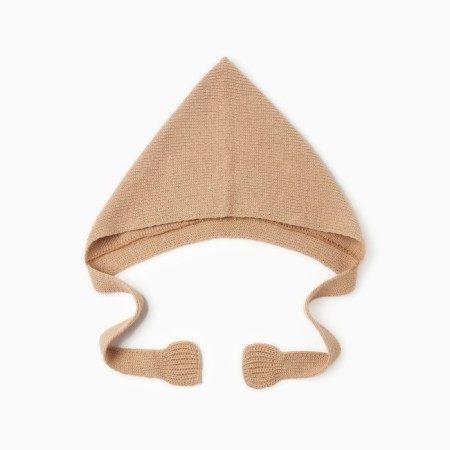 Women's cap, sandy color, rr 56-58-5