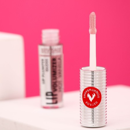 Luxvisage Lip Volumizer Hot Vanilla lip gloss-plaster, tone 303, 2.9 g-2