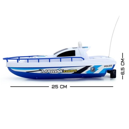 Radio -controlled “Patrol” boat works from batteries-1