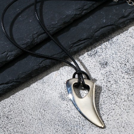Unisex "Claw" is sharp, the color of silver on the black lace, 40 cm-1