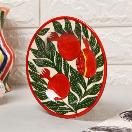 The plate of the Rishtan ceramics "Grenades", flat, 17 cm,-1