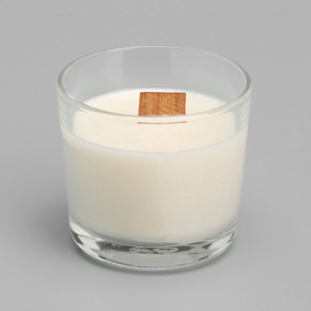 A candle made of soy wax in a glass with a wooden wick "Black Currant", 65 grams-1
