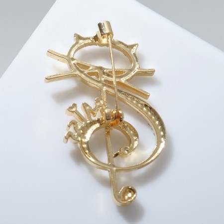 Brooch "Cat" Violin key, red-white color in gold-1