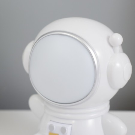 Sponel "Cosmonaut" LED 1.5W USB AKB White 9.5x8x10.5 cm Risalux-11