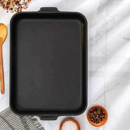 A set of baking sheets with solid handles, 2 items: 19 × 25 cm, 27 × 35 cm, anti -stick coating, blue color-4