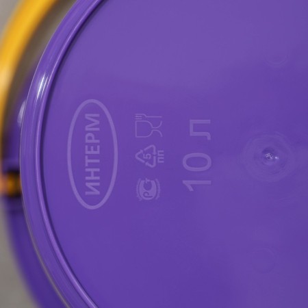 A bucket with a measured scale, 10 l, color mix-6