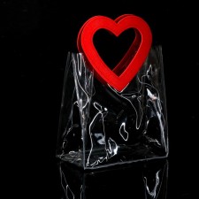 Gift package from PVC red 20x18x10 cm