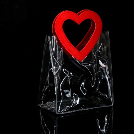 Gift package from PVC red 20x18x10 cm