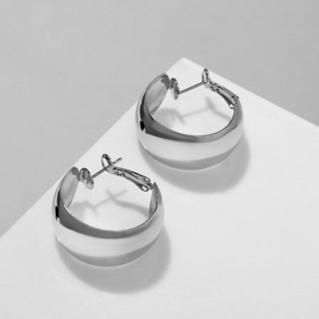 Harmers are “convex” wide, silver color, d = 3 cm-1