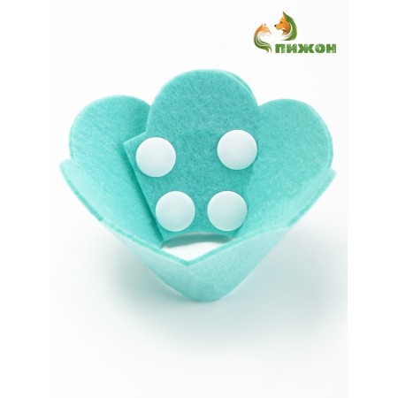 Veterinary collar made of felt "chamomile", size XS, turquoise