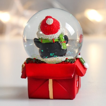 Souvenir Polystone Water Ball "Penguin on a gift" 4.5x4x6.5 cm-3