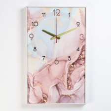 Carty clock is wall, interior 
